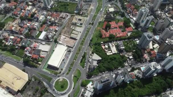 Salvador Bahia Brazil December 2021 Aerial View Vehicle Passing Roundabout — Stock Video