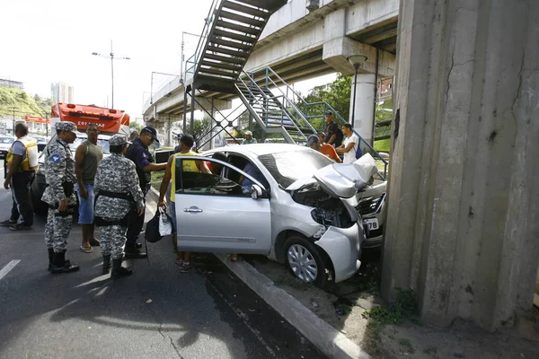 Salvador Bahia Brazil September 2014 Nisan Versa Vehicle Collides Head — Stock Photo, Image