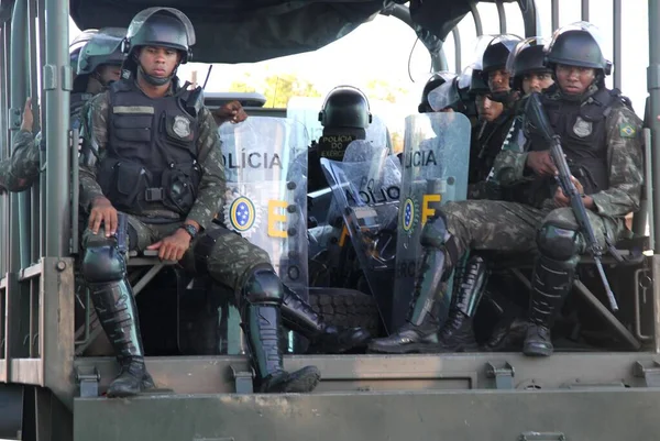 Buerarema Bahia Brazílie Února 2014 Brazilští Vojáci Hlídají Ulice Města — Stock fotografie