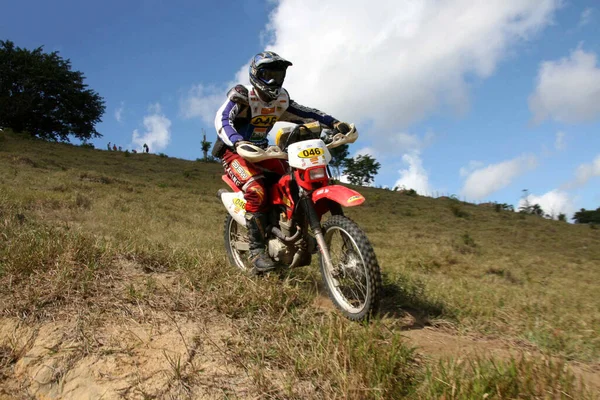 Salvador Bahia Brazil April 2008 Motorcyklist Deltar Ett Regelbundet Uthållighetslopp — Stockfoto