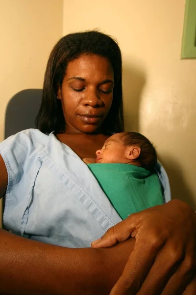 Vitoria Conquista Bahia Brasil Outubro 2011 Mães Crianças Prematuras Utilizam — Fotografia de Stock