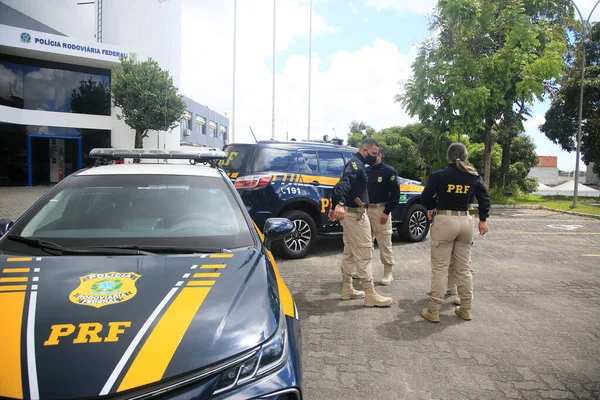 Salvador Bahia Brasil Enero 2022 Policía Federal Carreteras Junto Vehículo —  Fotos de Stock