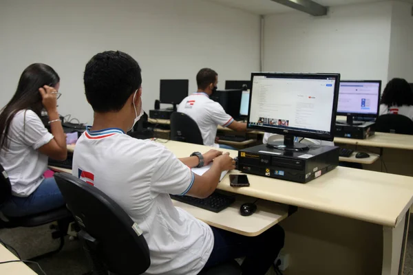 Salvador Bahia Brésil Février 2022 Étudiants Une École Publique Utilisant — Photo