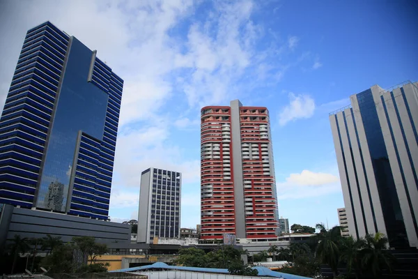 2022年2月19日 萨尔瓦多市Avenida Tancredo Neves商业建筑景观 — 图库照片