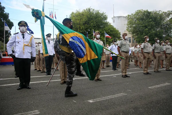 ブラジル バヒア州サラドール2022年2月17日 サルバドールのヴィラ ミリタルでのパレード中にバイーア軍警察のメンバーが見られます — ストック写真
