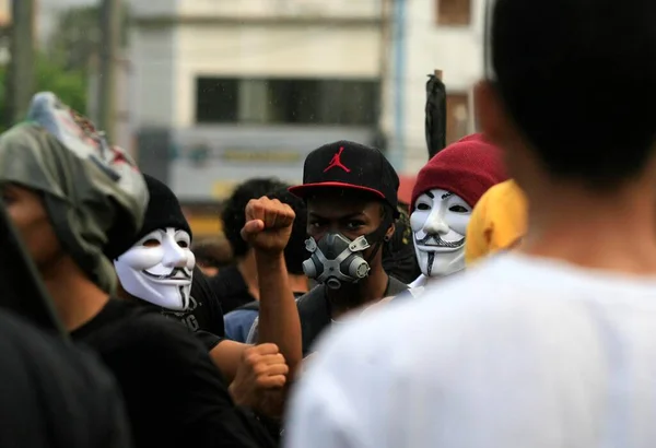 Salvador Bahia Brasil Junio 2014 Grupo Manifestantes Enmascarados Contra Copa —  Fotos de Stock