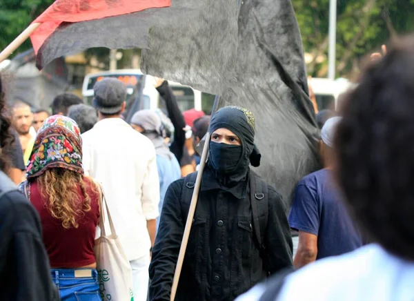 Salvador Bahia Brazylijski Czerwiec 2014 Grupa Zamaskowanych Protestujących Przeciwko Mistrzostwom — Zdjęcie stockowe
