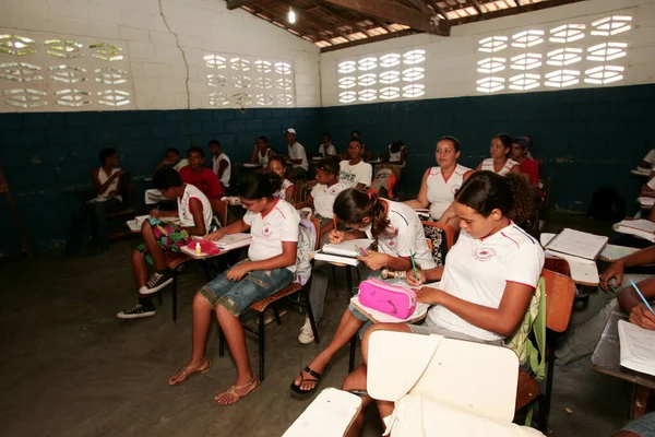Caravelas Bahia Brazil Апреля 2010 Года Ученики Государственной Школы Находятся — стоковое фото