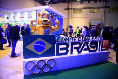 Salvador, Bahia, Brezilya - 20 Mart 2022: Brezilya Olimpiyat Komitesi maskotu Ginga, Brezilya 'nın Salvador şehrinde düzenlenen 2..