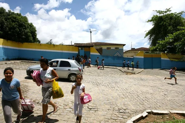 Mascote Bahia Brazil Νοέμβριος 2011 Μαθητές Δημόσιο Σχολείο Στο Δήμο — Φωτογραφία Αρχείου