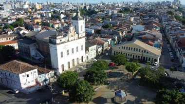 Salvador, Bahia, Brezilya - 25 Mart 2022: Santo Antonio Kilisesi Santo Antonio Alem do Carmo Mahallesi, Salvador şehrinin tarihi merkezi.