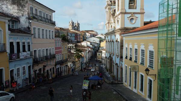 salvador, bahia, brahbad - 25 августа 2022 года: вид на старые дома в Пелуринью, центре Сальвадора.