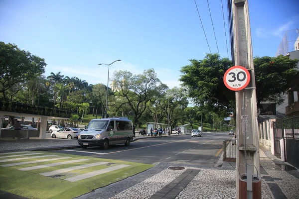 Salvador Bahia Brasil Fevereiro 2022 Sinal Trânsito Indica Velocidade Máxima — Fotografia de Stock