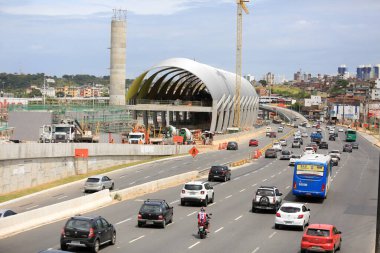 Salvador, Bahia, Brezilya - 17 Eylül 2016: Pernambues Mahallesi yakınlarındaki Salvador şehrinde metro hattının ikinci hattının inşaatı.