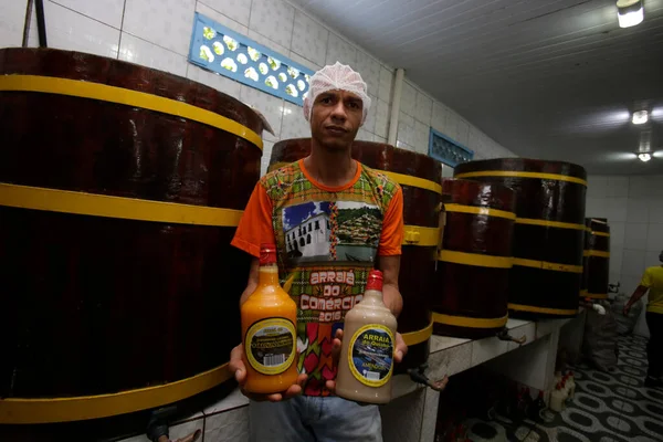 Cachoeira Bahia Brazil 2019 Május Házi Készítésű Italgyár Alkalmazottai Likőrkészítéssel — Stock Fotó