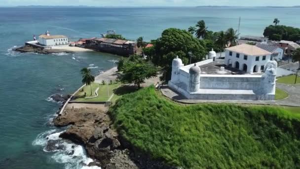 萨尔瓦多 巴伊亚州 巴伊亚州 2022年3月28日 萨尔瓦多市胡梅塔桥地区塞拉特山要塞的风景 建于1583年的保护城市不受侵略者入侵的纪念碑 — 图库视频影像