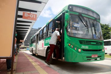 Salvador, Bahia, Brezilya - 3 Mart 2022: Salvador 'daki Barroquinha Otobüs Terminali.