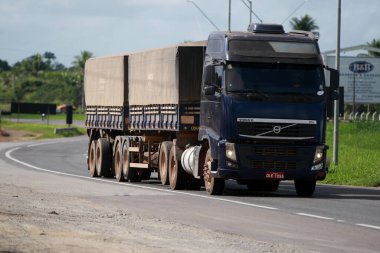 conceicao do jacuipe, bahia, brazil - may 6, 2022: vehicle transit on federal highway BR 324 in the city of Caonceicao do Jacuipe.