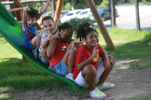 Salvador Bahia Brazil Május 2022 Gyerekek Játszanak Egy Játszótéren Egy — Stock Fotó
