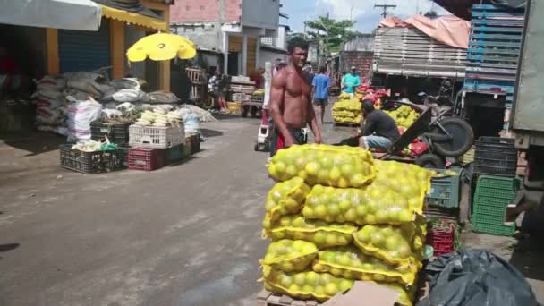 Salvador Bahia Brazil Kwietnia 2021 Klienci Kupujący Targach Sao Joaquim — Wideo stockowe
