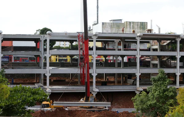 Salvador, Bahia, Brezilya - Haziran 6, 2022: Salvador 'da bir devlet hastanesi inşaatı devam ediyor..