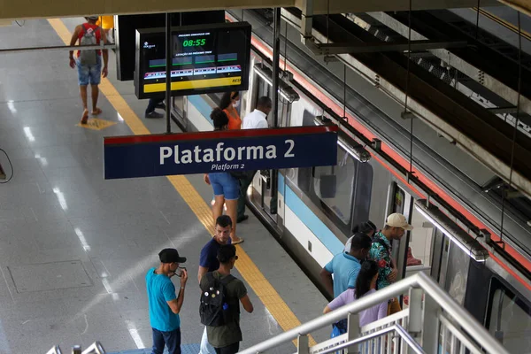 Salvador Bahia Brasil Junio 2022 Pasajeros Esperando Tren Estación Del — Foto de Stock