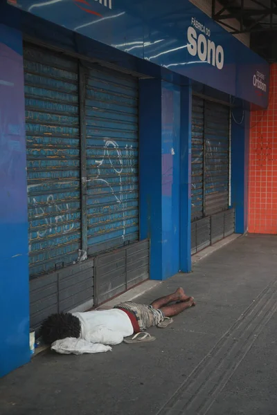 Salvador Bahia Brazil August 2022 Безпритульний Який Спить Біля Магазину — стокове фото