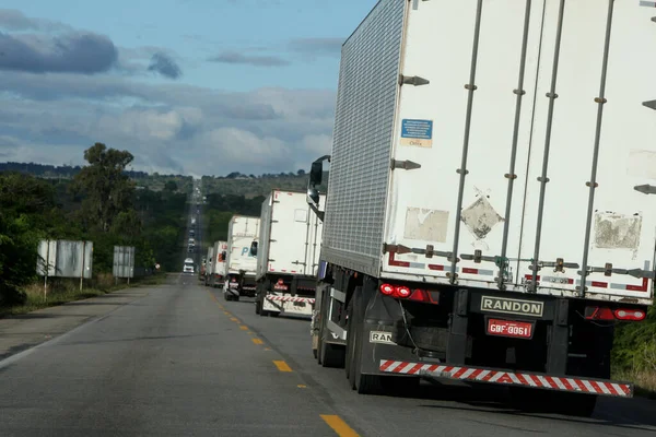 Jaguaquara Bahia Brazil Października 2022 Ciężarówka Jadąca Autostradą Federalną 116 — Zdjęcie stockowe