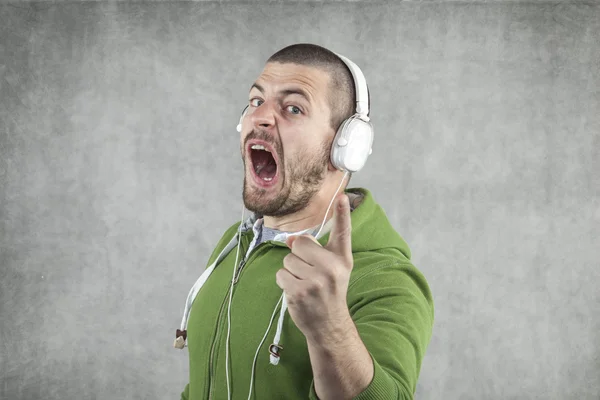 benim müzik hakaret etmeyin