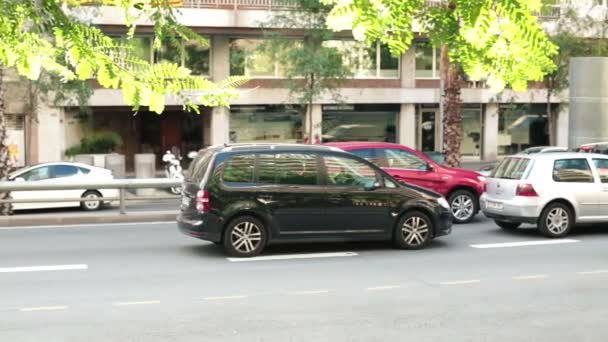 Coches atascados en el atasco — Vídeo de stock