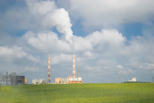 Smoke from the chimney — Stock Photo, Image