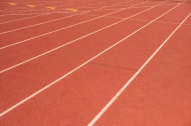 Düşük açıyla koşu şeridi atışı