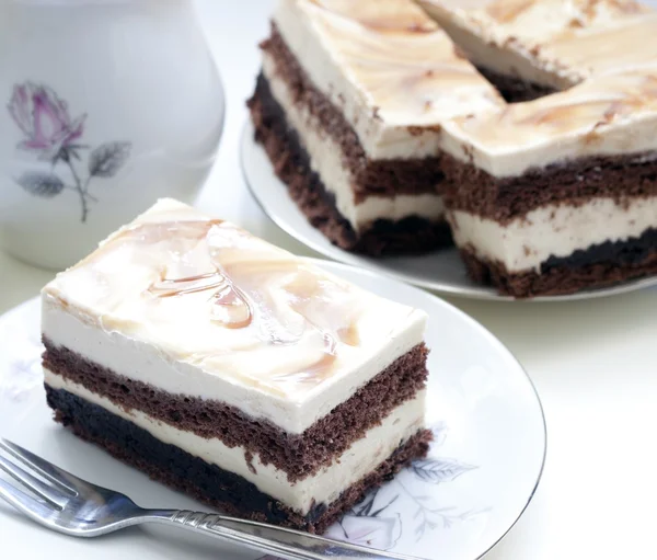 おいしいチョコレート、カプチーノ ケーキ — ストック写真