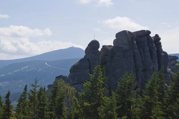 Gruppo di rocce a KArkonosze — Foto Stock