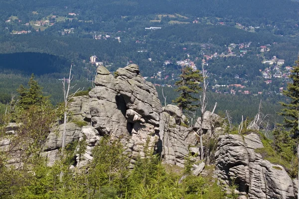 Groupe de roches en KArkonosze — Photo