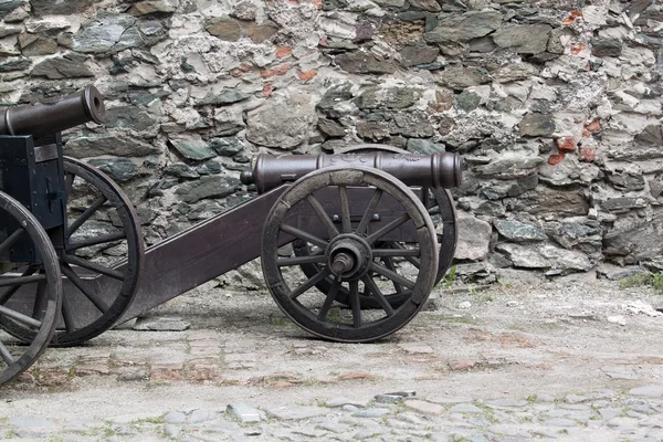 Середньовічні гармати — стокове фото