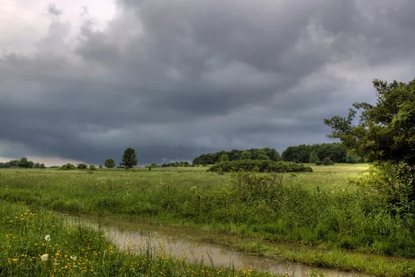 Voor storm — Stockfoto