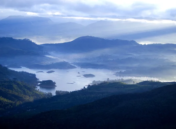 Salida del sol en Sri Lanka — Foto de Stock