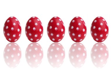 el boyaması renkli Paskalya yumurtaları