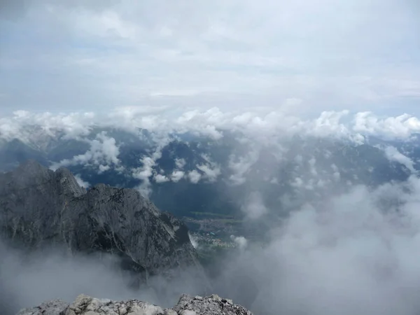 Vista Montanha Alpspitze Garmisch Partenkirchen Baviera Alemanha Verão — Fotografia de Stock