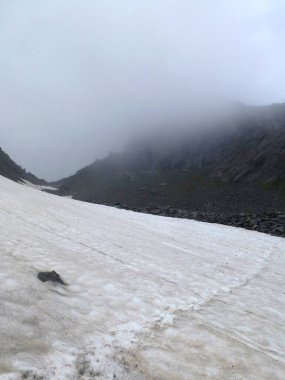 Berlin yüksek yolu, Avusturya Tyrol 'da Zillertal Alpleri