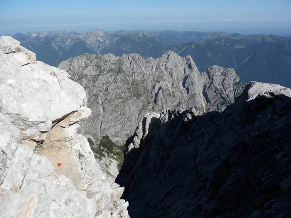 Тур Горы Хребте Джубилеумсграт Бавария Германия Летом — стоковое фото