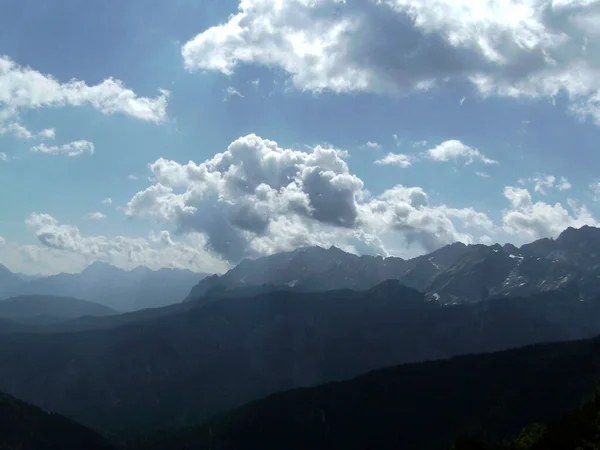 Baharda Garmisch Partenkirchen Bavyera Almanya Dağ Manzarası — Stok fotoğraf