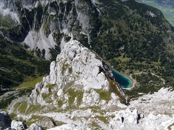 Ferrata High Mountain Lake Seebensee Tajakopf Mountain Tyrol Austria Summertime — Zdjęcie stockowe