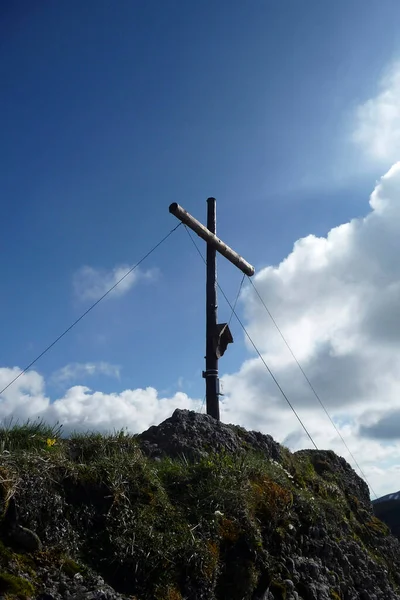 Cruz Cumbre Montaña Rindalphorn Baviera Alemania — Foto de Stock