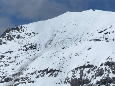 Pleisenspitze Dağı, Karwendel, Tyrol, Avusturya 'da kar yağışı