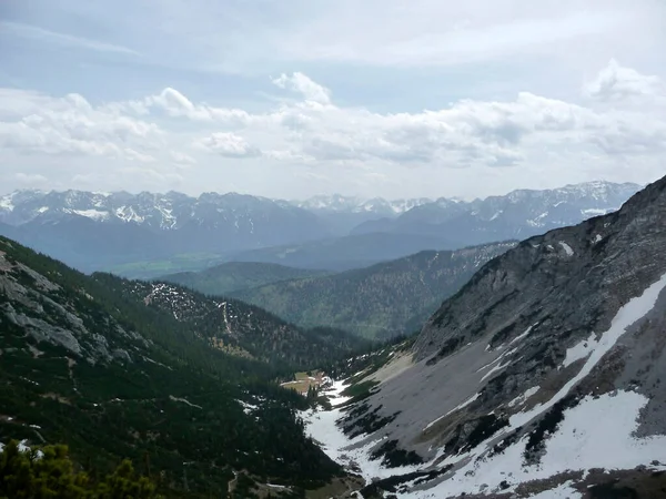 Passeio Caminhada Krottenkopf Mountai Nos Alpes Baviera Alemanha Primavera — Fotografia de Stock