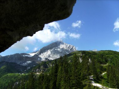 Garmisch-Partenkirchen, Bavyera, Almanya 'da İlkbaharda Dağ Alpspitze