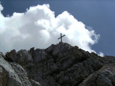 Garmisch-Partenkirchen, Bavyera, Almanya 'da Alpspitze dağının zirvesi