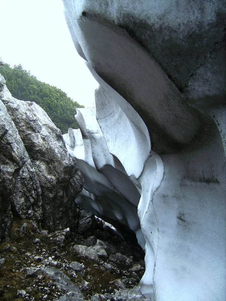 Υπολειμματικό Χιόνι Pyramidenspitze Ορεινή Πεζοπορία Περιοδεία Στο Τιρόλο Αυστρία Την — Φωτογραφία Αρχείου